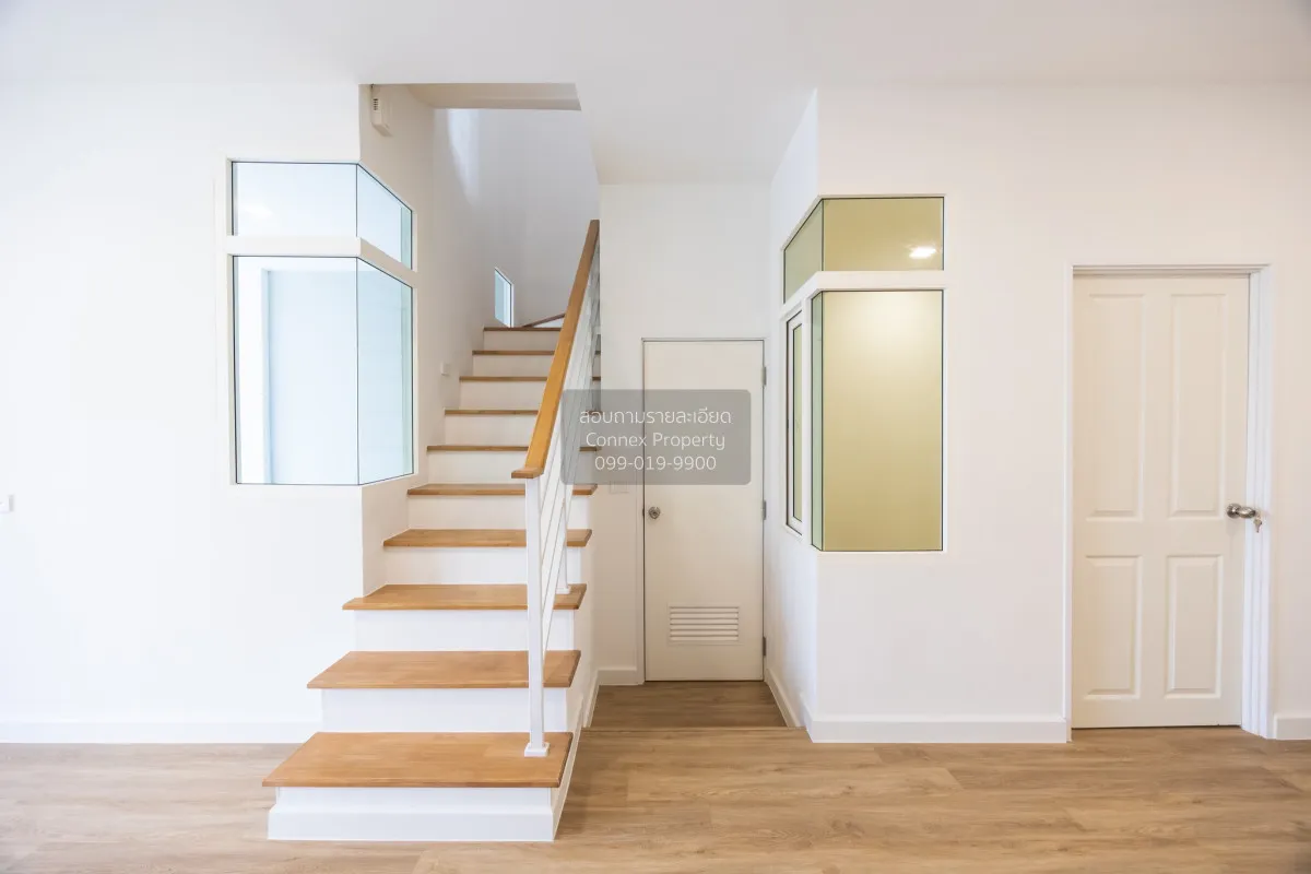 ขายทาวน์เฮ้าส์/ทาวน์โฮม  โกลเด้น ทาวน์ บางนา-สวนหลวง ดอกไม้ เขต ป