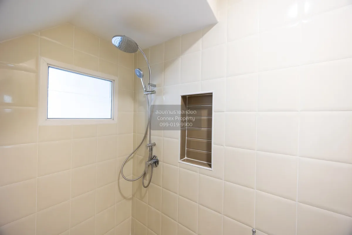 ขายทาวน์เฮ้าส์/ทาวน์โฮม  โกลเด้น ทาวน์ บางนา-สวนหลวง ดอกไม้ เขต ป