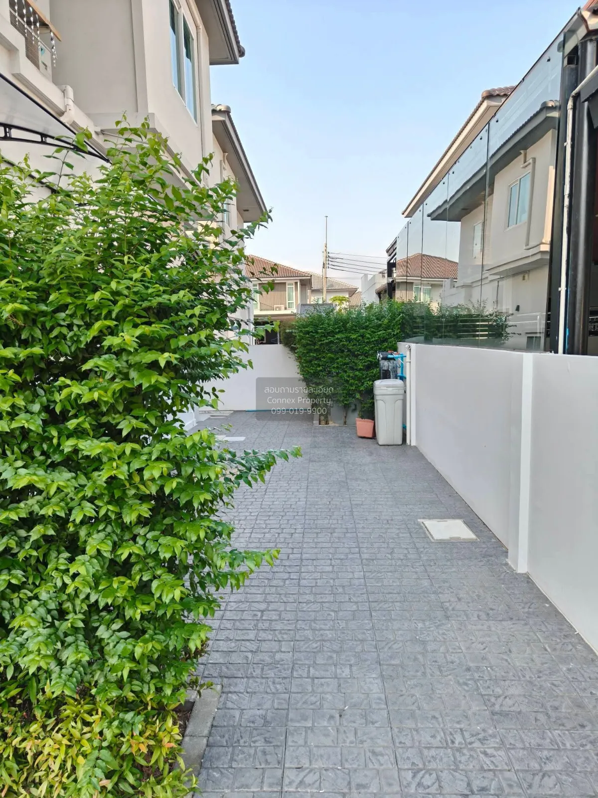 For Rent House , Mantana 2 Bangna Km.7 , wide frontage , Bang Kae