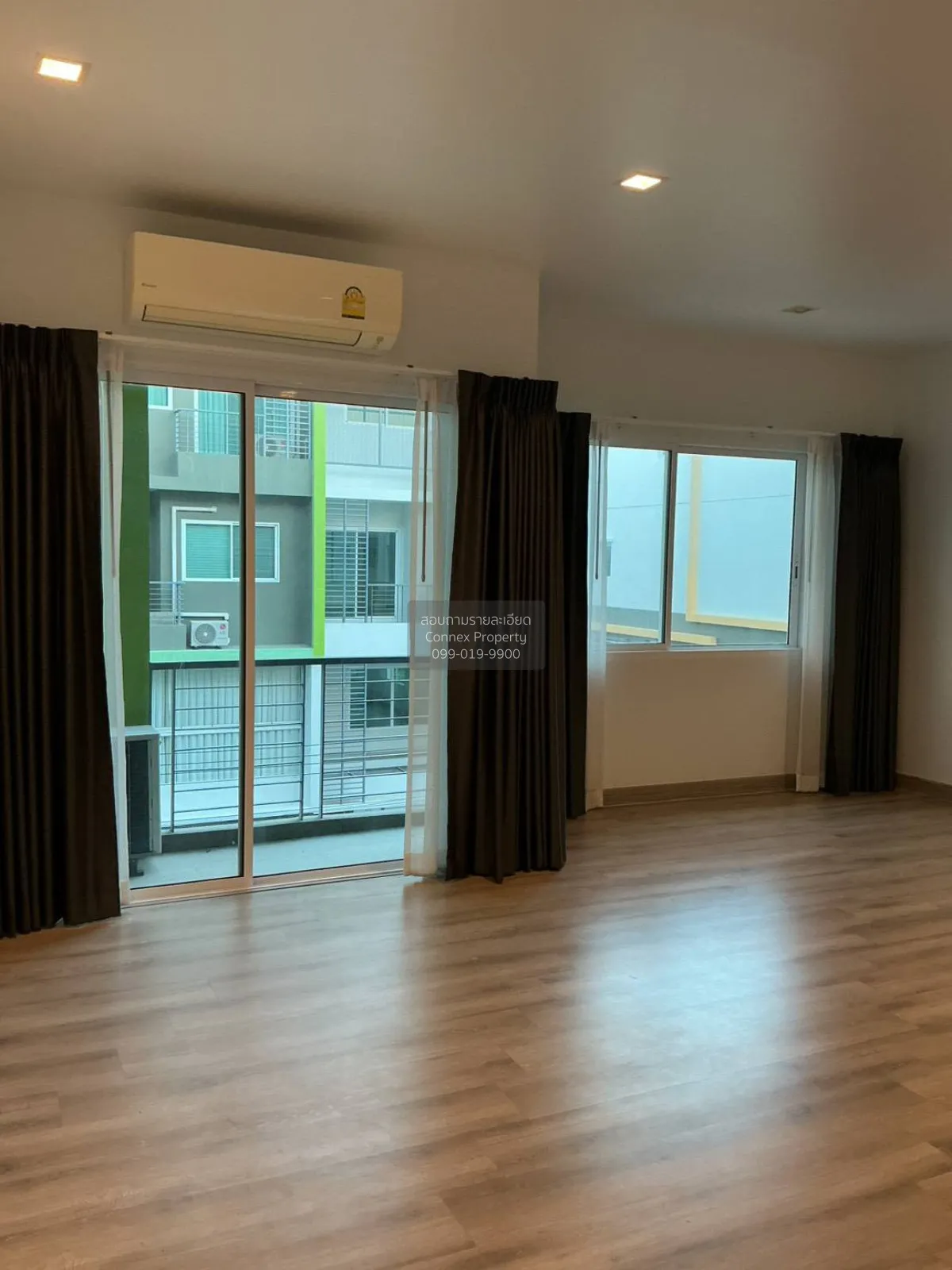 เช่าทาวน์เฮ้าส์/ทาวน์โฮม  แอสเทร่า เบลส พระราม 2 ท่าข้าม เขต บางข