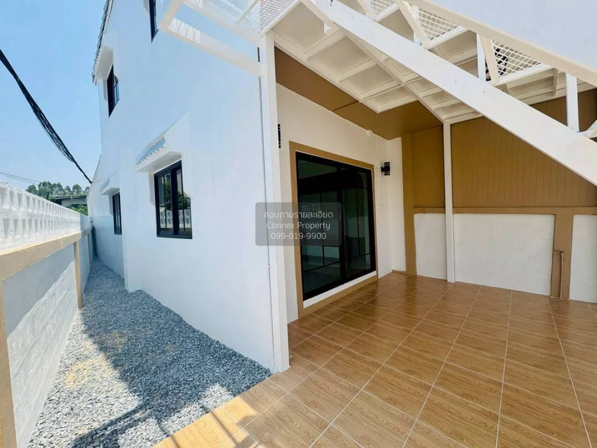 ขายทาวน์เฮ้าส์/ทาวน์โฮม  หมู่บ้านธารทอง 2 ห้องมุม รีโนเวทใหม่ บาง 3