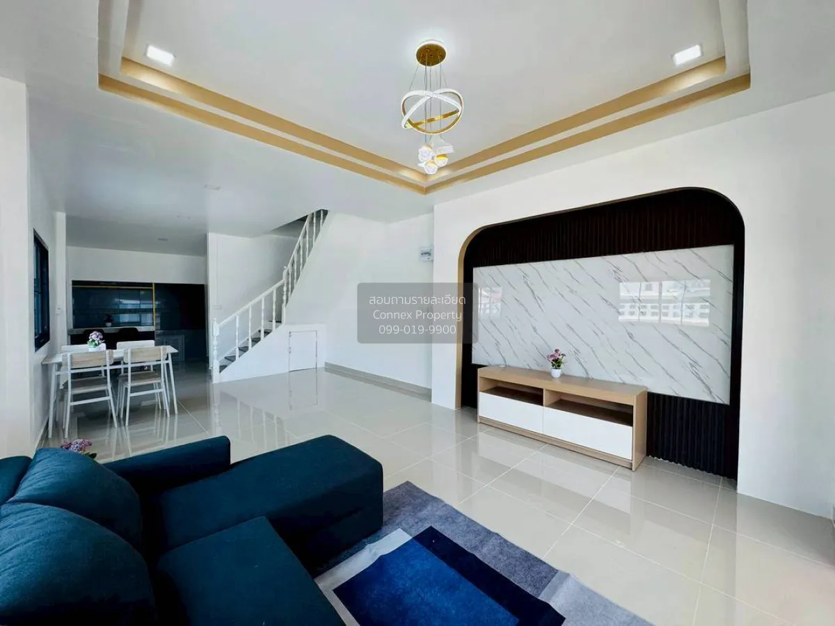 ขายทาวน์เฮ้าส์/ทาวน์โฮม  หมู่บ้านธารทอง 2 ห้องมุม รีโนเวทใหม่ บาง