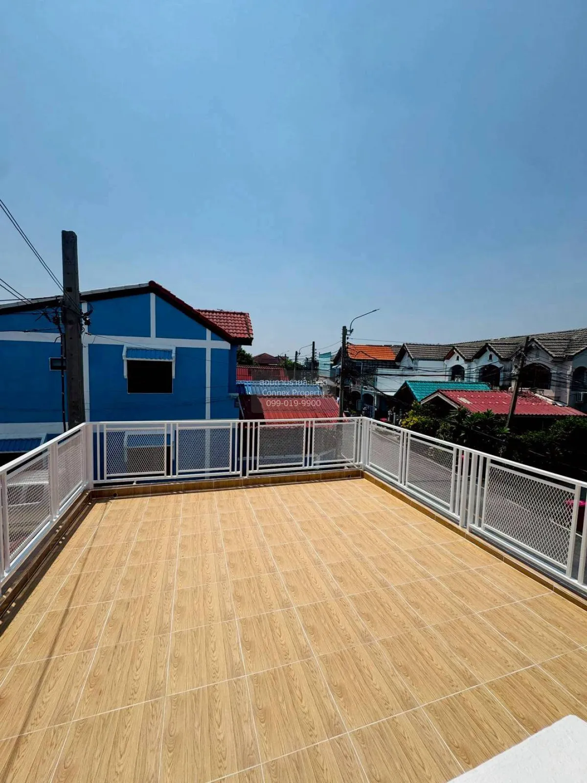 ขายทาวน์เฮ้าส์/ทาวน์โฮม  หมู่บ้านธารทอง 2 ห้องมุม รีโนเวทใหม่ บาง