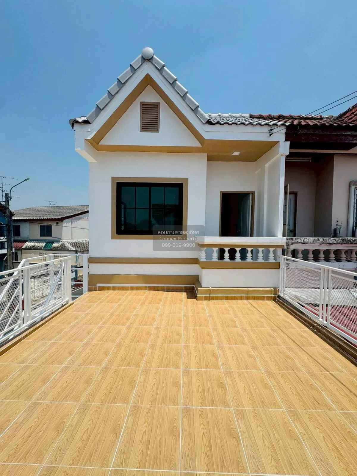 ขายทาวน์เฮ้าส์/ทาวน์โฮม  หมู่บ้านธารทอง 2 ห้องมุม รีโนเวทใหม่ บาง