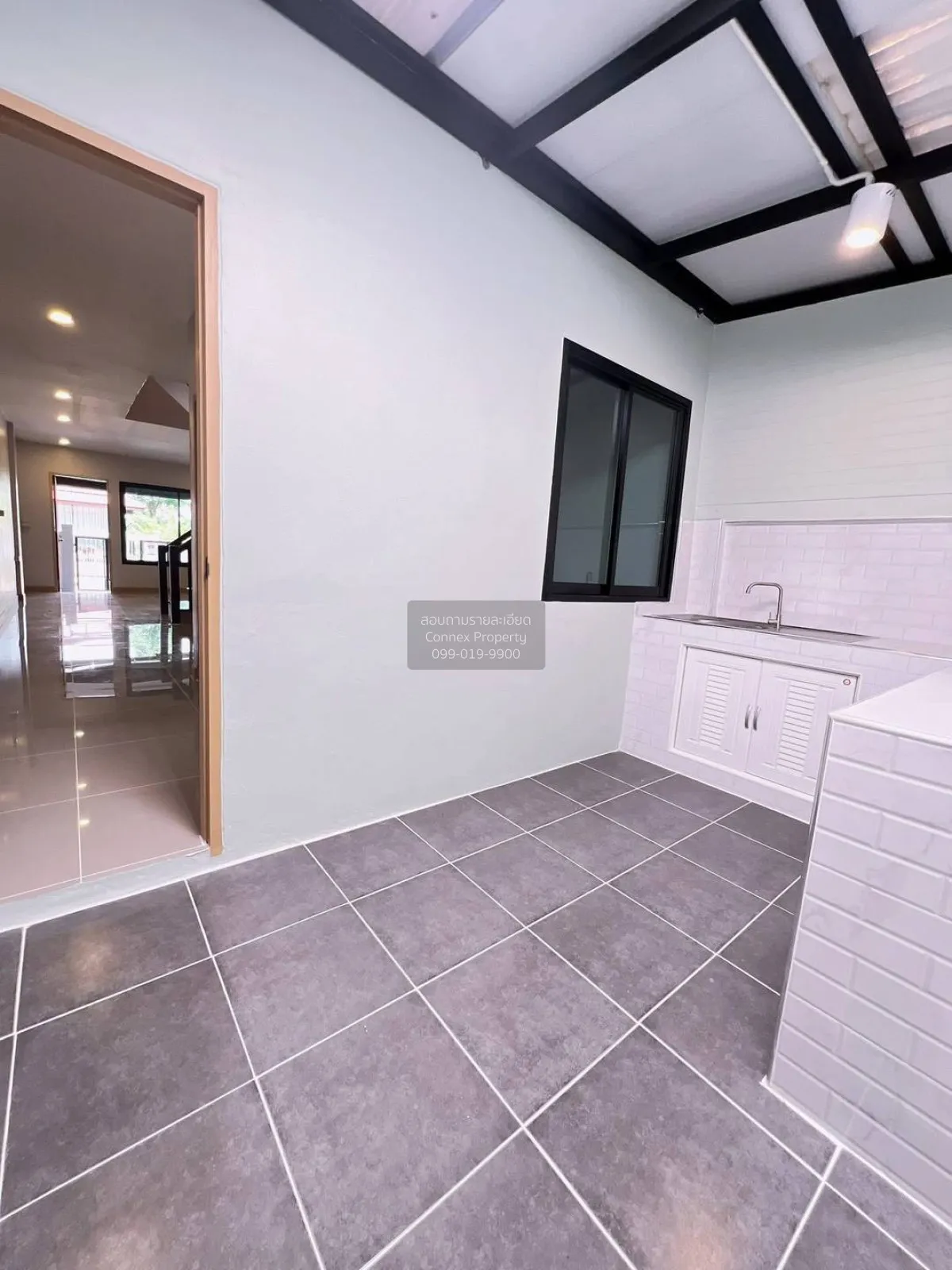 ขายทาวน์เฮ้าส์/ทาวน์โฮม  บ้านบุศรินทร์ จันทร์ทองเอี่ยม รีโนเวทใหม