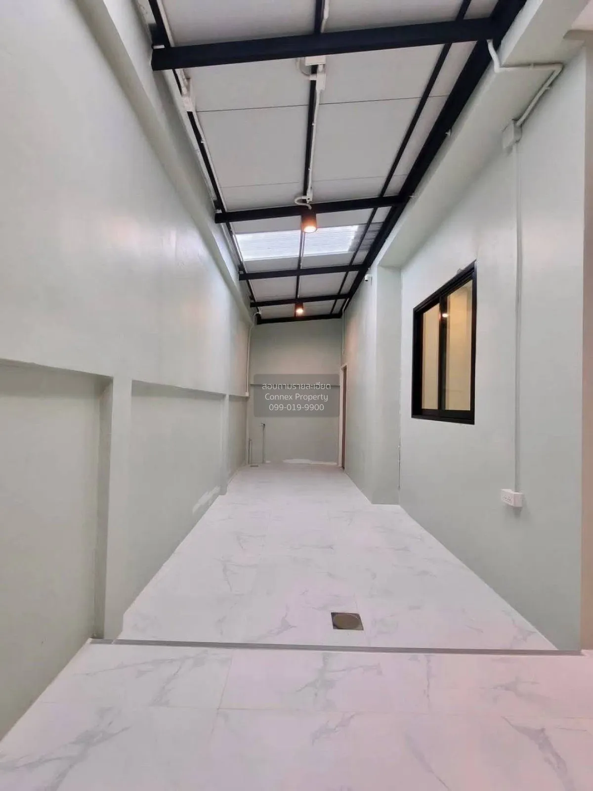 ขายทาวน์เฮ้าส์/ทาวน์โฮม  อักษรา บางบัวทอง ห้องมุม รีโนเวทใหม่ บาง