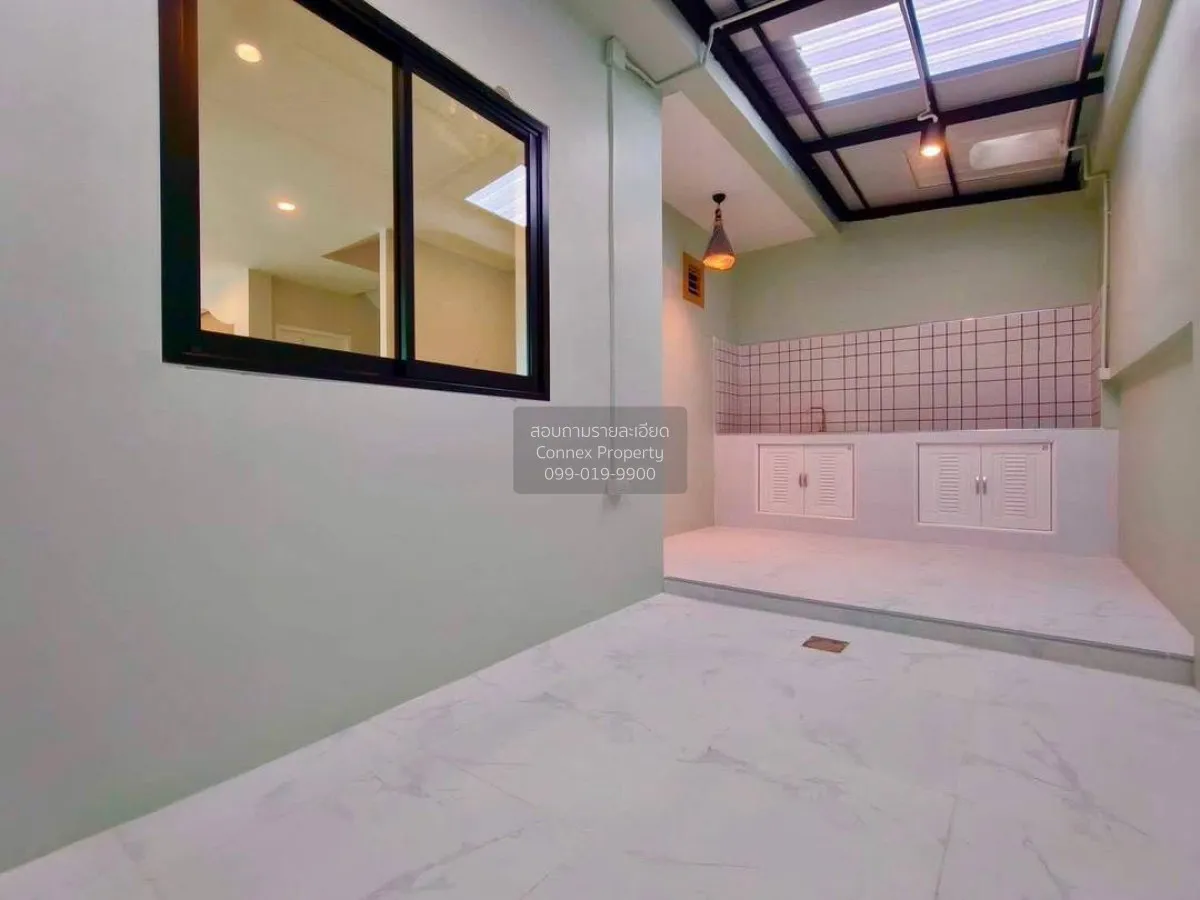 ขายทาวน์เฮ้าส์/ทาวน์โฮม  อักษรา บางบัวทอง ห้องมุม รีโนเวทใหม่ บาง