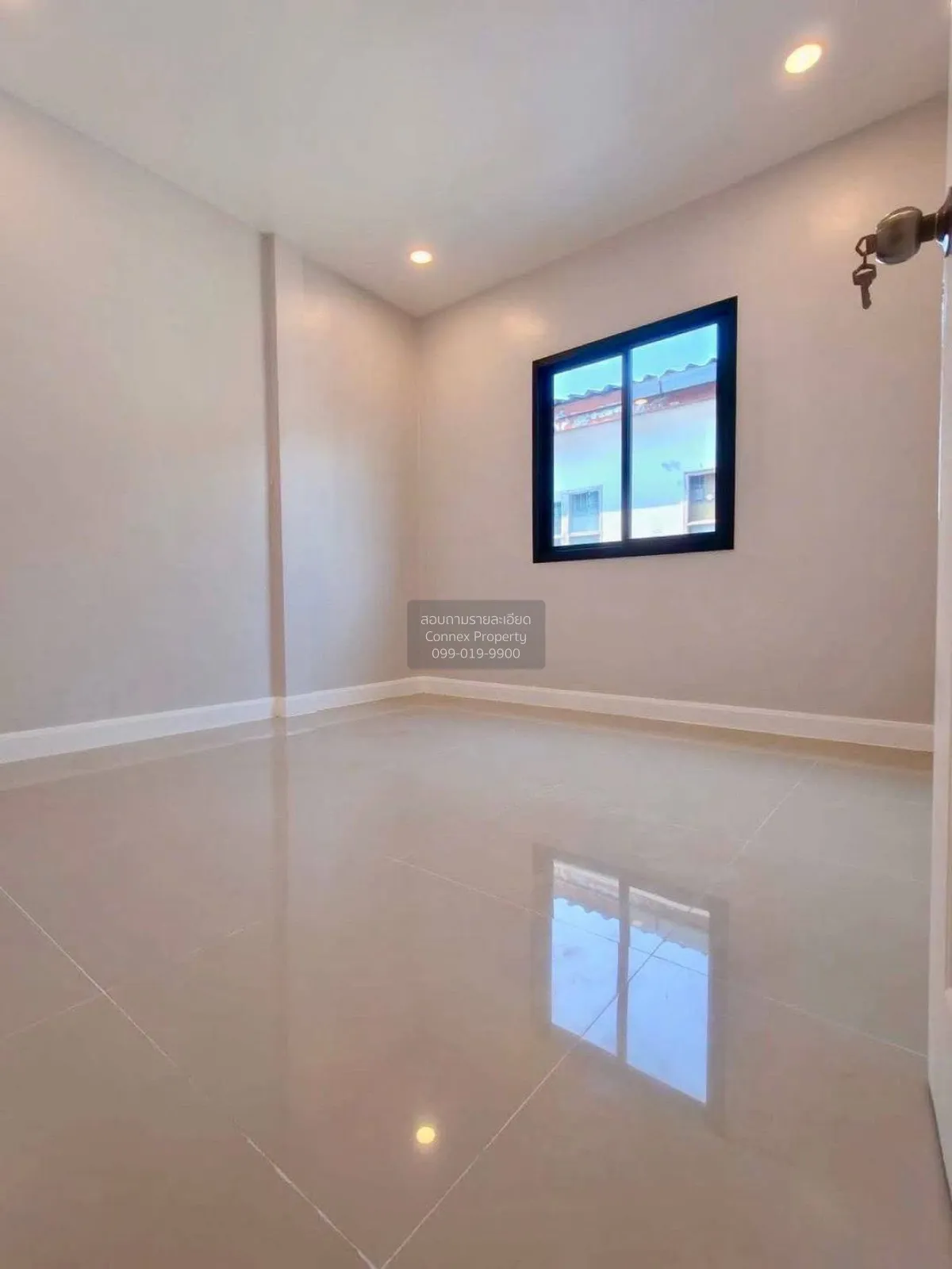 ขายทาวน์เฮ้าส์/ทาวน์โฮม  อักษรา บางบัวทอง ห้องมุม รีโนเวทใหม่ บาง