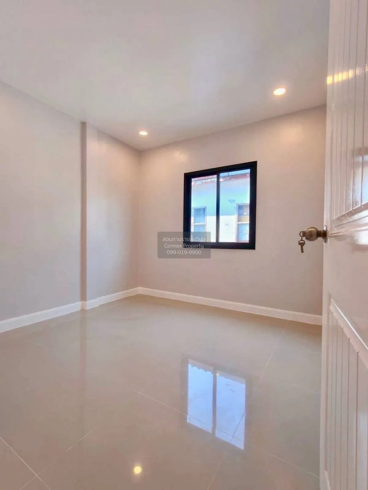 ขายทาวน์เฮ้าส์/ทาวน์โฮม  อักษรา บางบัวทอง ห้องมุม รีโนเวทใหม่ บาง