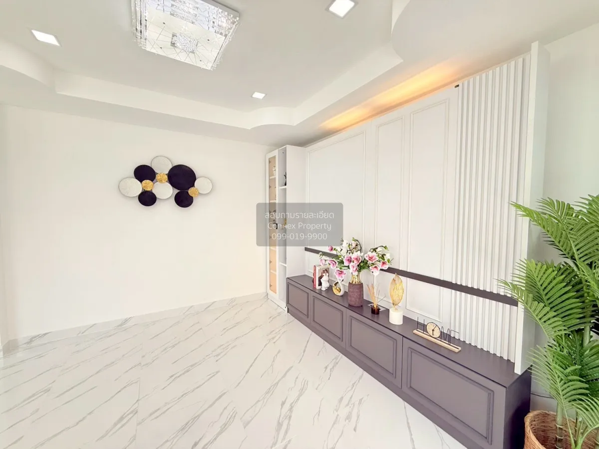 ขายทาวน์เฮ้าส์/ทาวน์โฮม  เอกกวิน เลียบคลอง 2 หน้ากว้าง รีโนเวทใหม