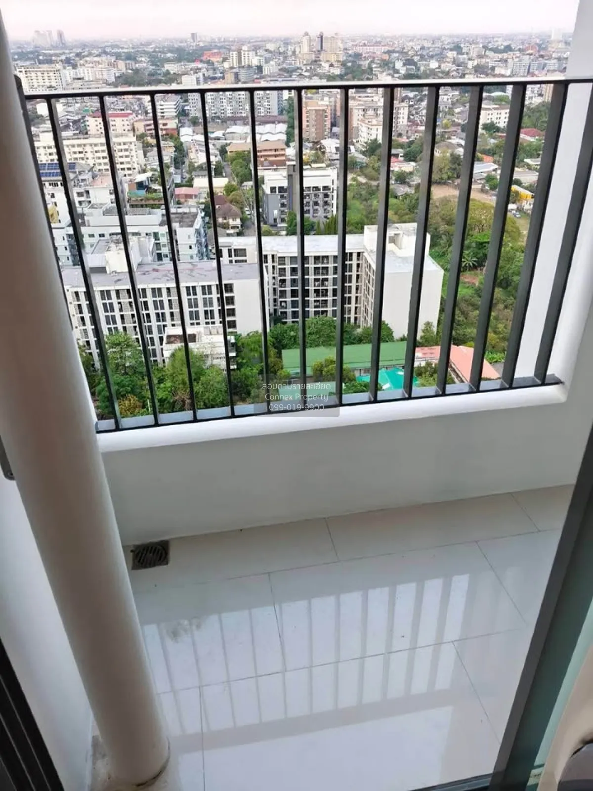 For Sale Condo , Ideo Mobi Sukhumvit , high floor , BTS-On Nut , 