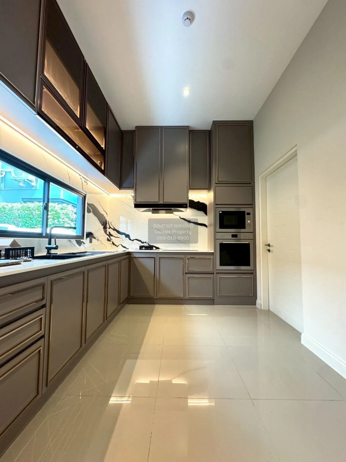 ขายบ้าน  แกรนด์ บางกอก บูเลอวาร์ด พระราม 9 - กรุงเทพกรีฑา ทับช้าง