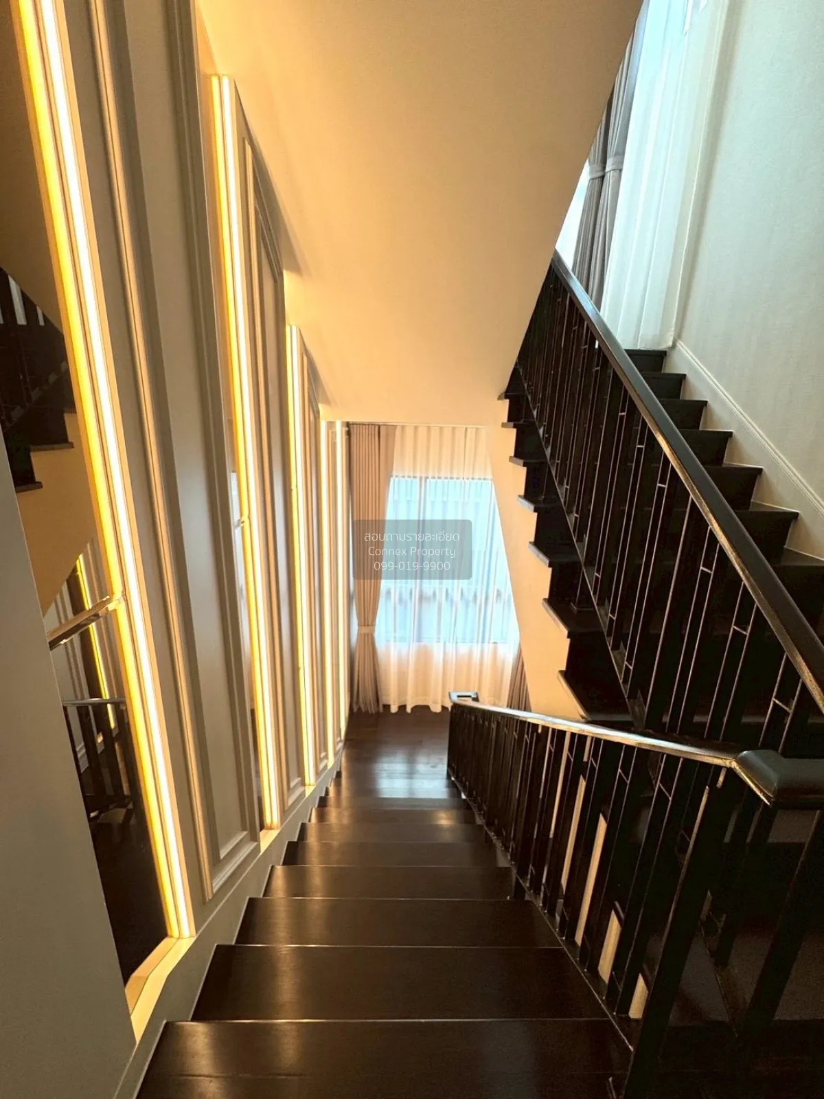 ขายบ้าน  แกรนด์ บางกอก บูเลอวาร์ด พระราม 9 - กรุงเทพกรีฑา ทับช้าง