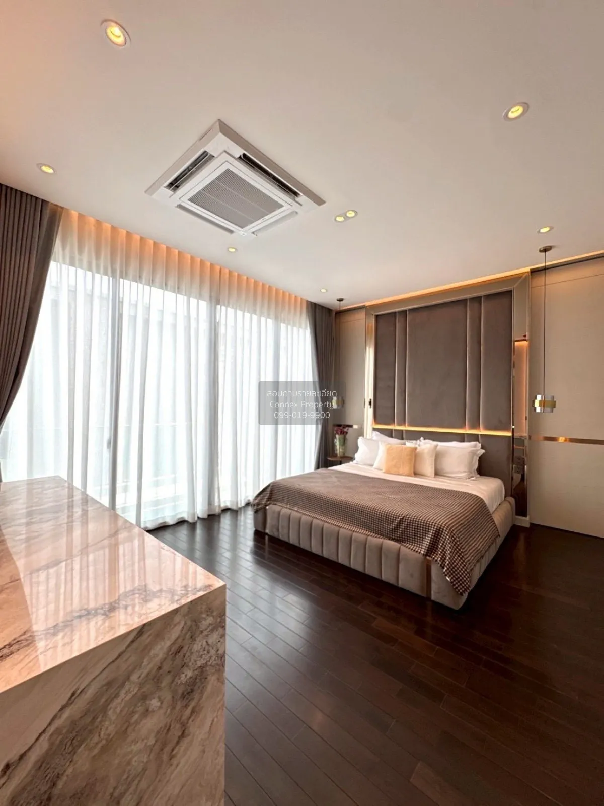 ขายบ้าน  แกรนด์ บางกอก บูเลอวาร์ด พระราม 9 - กรุงเทพกรีฑา ทับช้าง