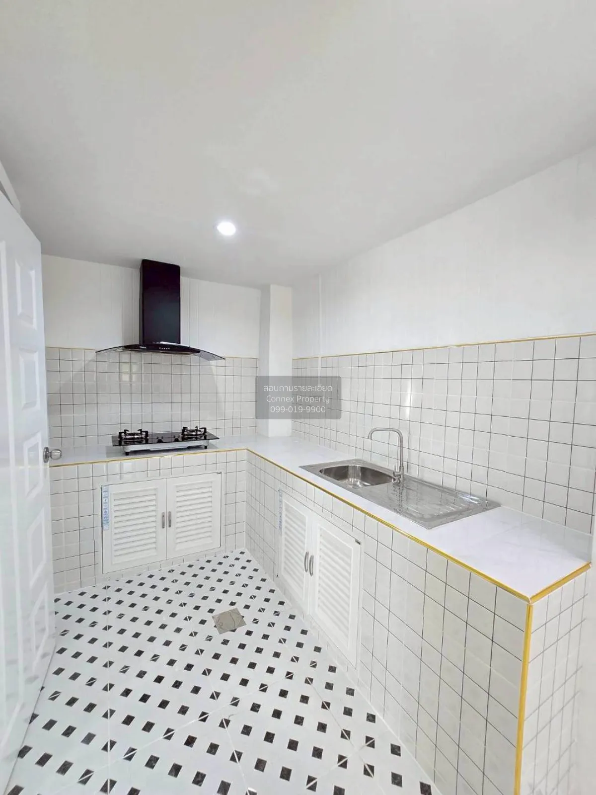 For Sale Townhouse/Townhome  , Baan Pruksa 41 Bangyai , newly ren