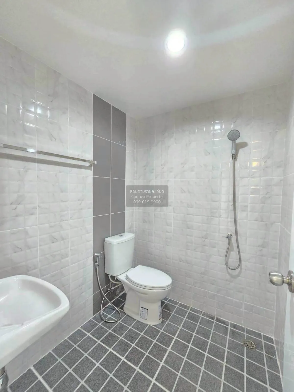 For Sale Townhouse/Townhome  , Baan Pruksa 41 Bangyai , newly ren