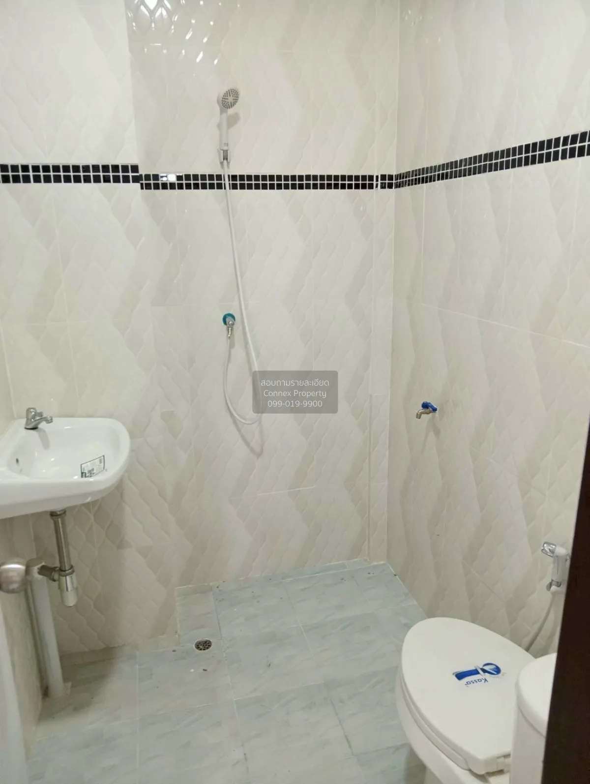 ขายทาวน์เฮ้าส์/ทาวน์โฮม  บ้านอิ่มอัมพร 9 อ้อมน้อย กระทุ่มแบน สมุท