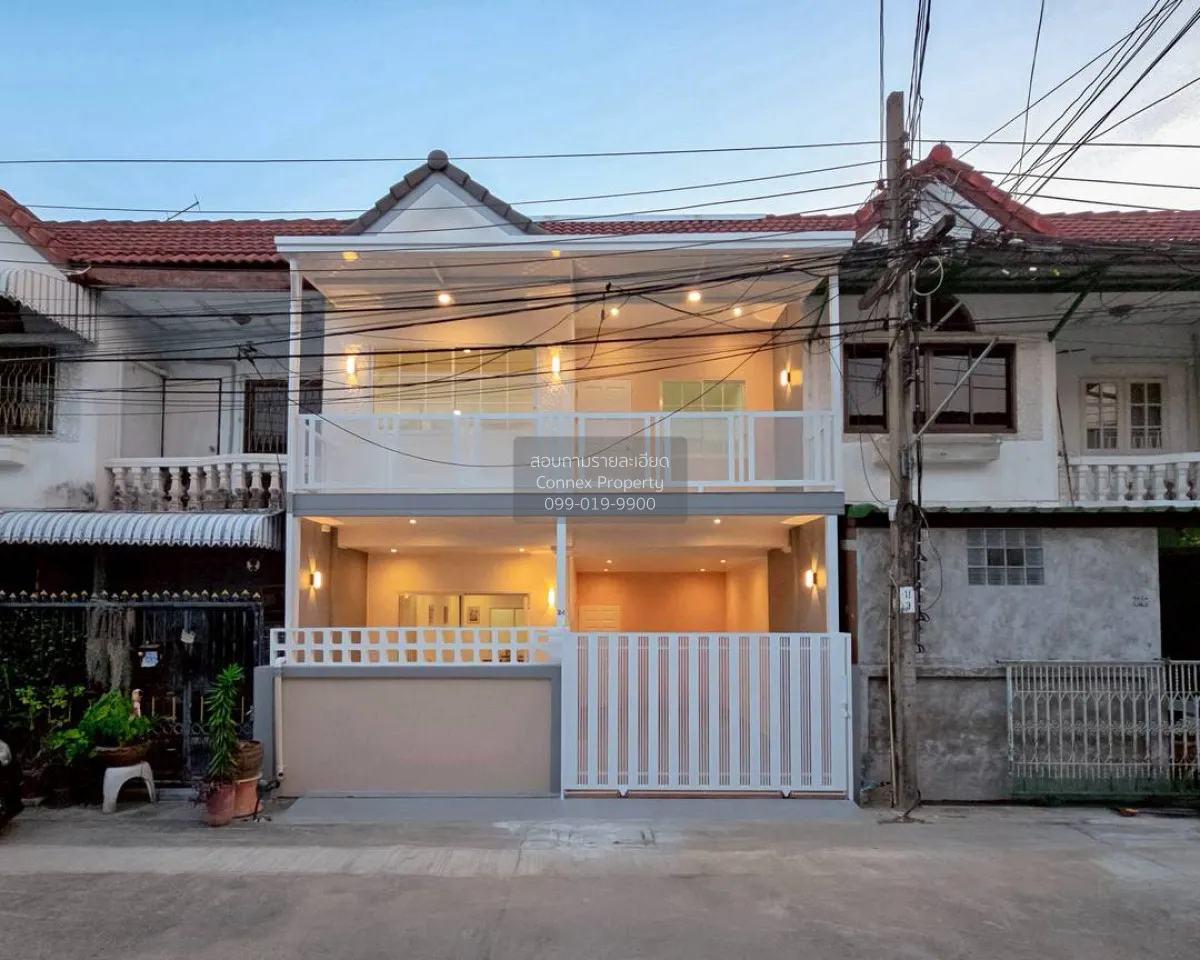 For Sale Townhouse/Townhome  , Narongsukniwet , newly renovated , 1