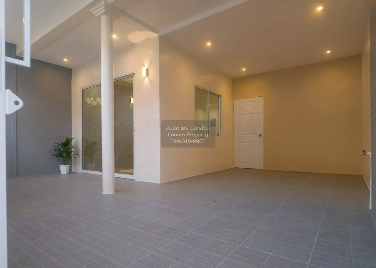 For Sale Townhouse/Townhome  , Narongsukniwet , newly renovated , 3