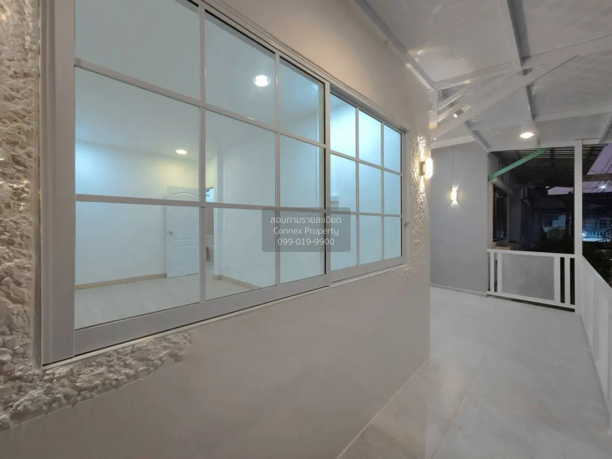 For Sale Townhouse/Townhome  , Narongsukniwet , newly renovated ,