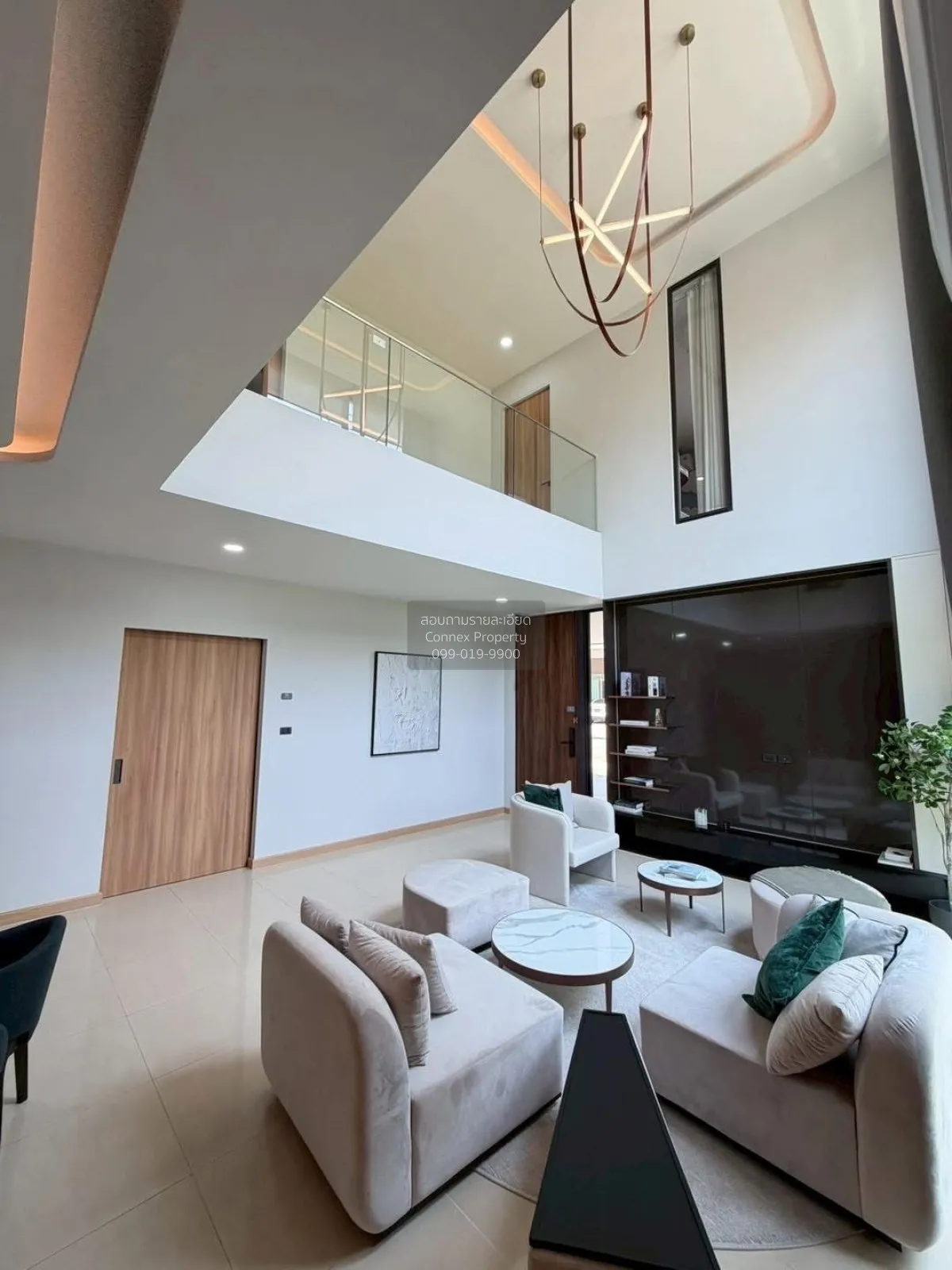 For Sale House , Preecha Beyond Ramkhamhaeng - Krungthepkreetha ,