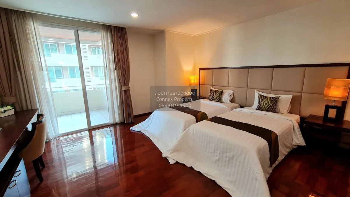 For Rent Condo , Piyathip Place , nice view , corner unit , wide 