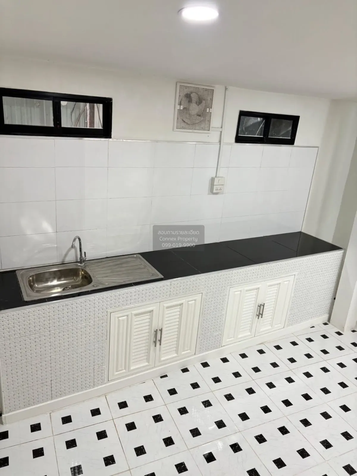 ขายหมู่บ้านบูรพา 16 ซ.วัดเวฬุวนาราม  รีโนเวทใหม่ สีกัน เขต ดอนเมื