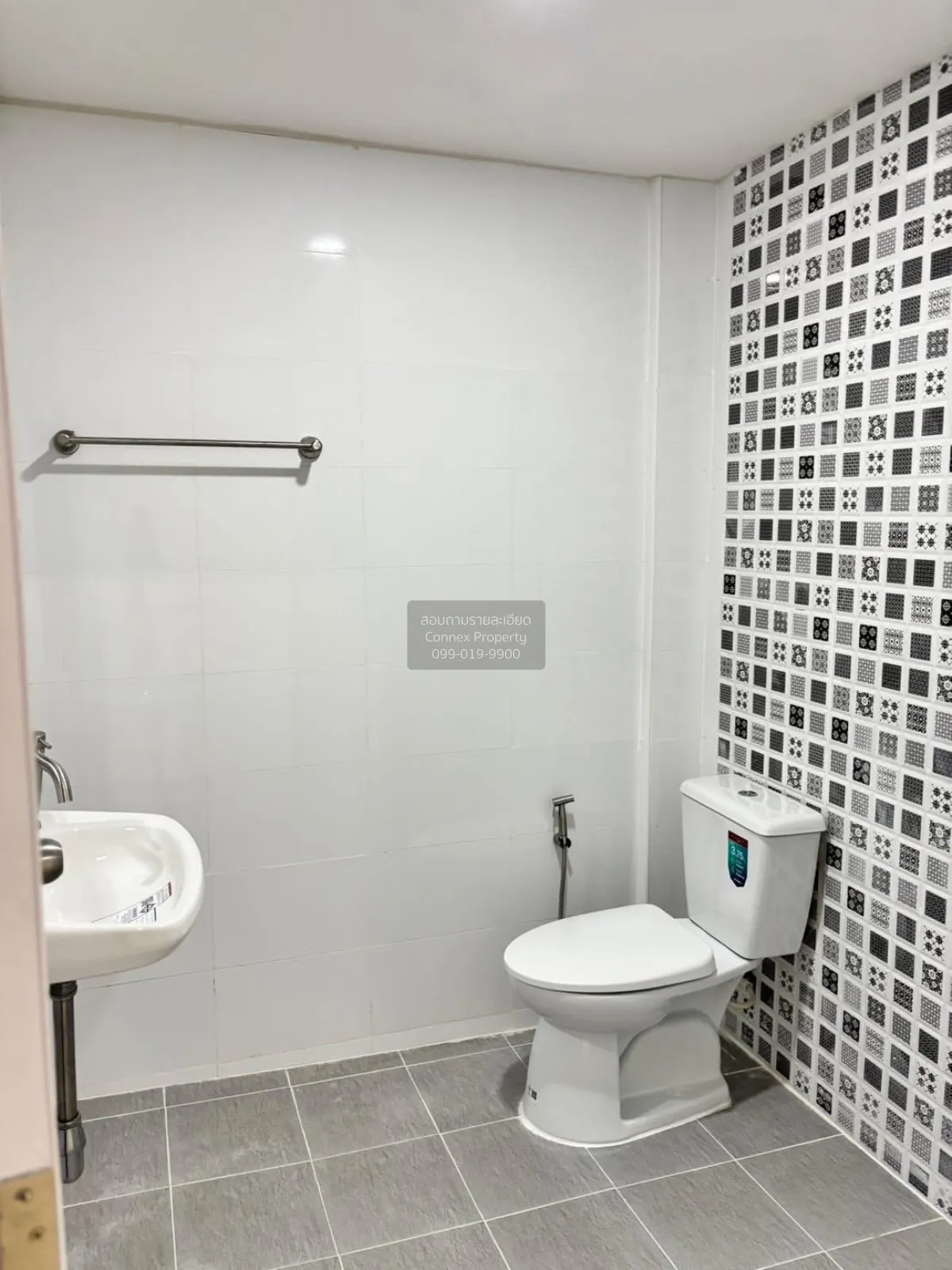 ขายหมู่บ้านบูรพา 16 ซ.วัดเวฬุวนาราม  รีโนเวทใหม่ สีกัน เขต ดอนเมื