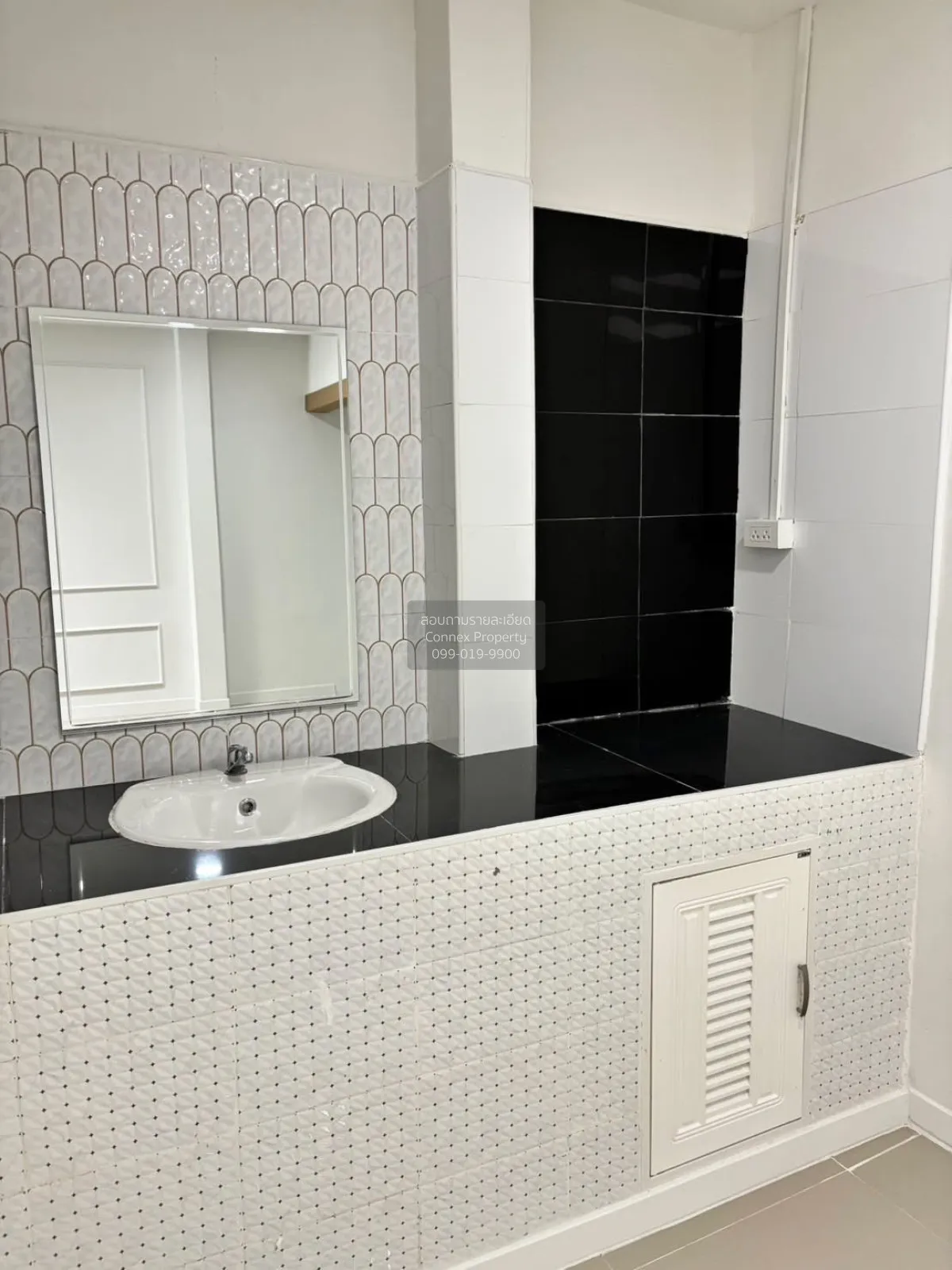 ขายหมู่บ้านบูรพา 16 ซ.วัดเวฬุวนาราม  รีโนเวทใหม่ สีกัน เขต ดอนเมื