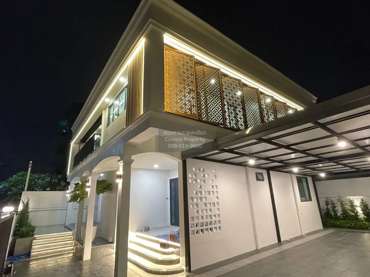 For Sale Corner unit detached house for sale,Soi  Nawamin 127 , c 3