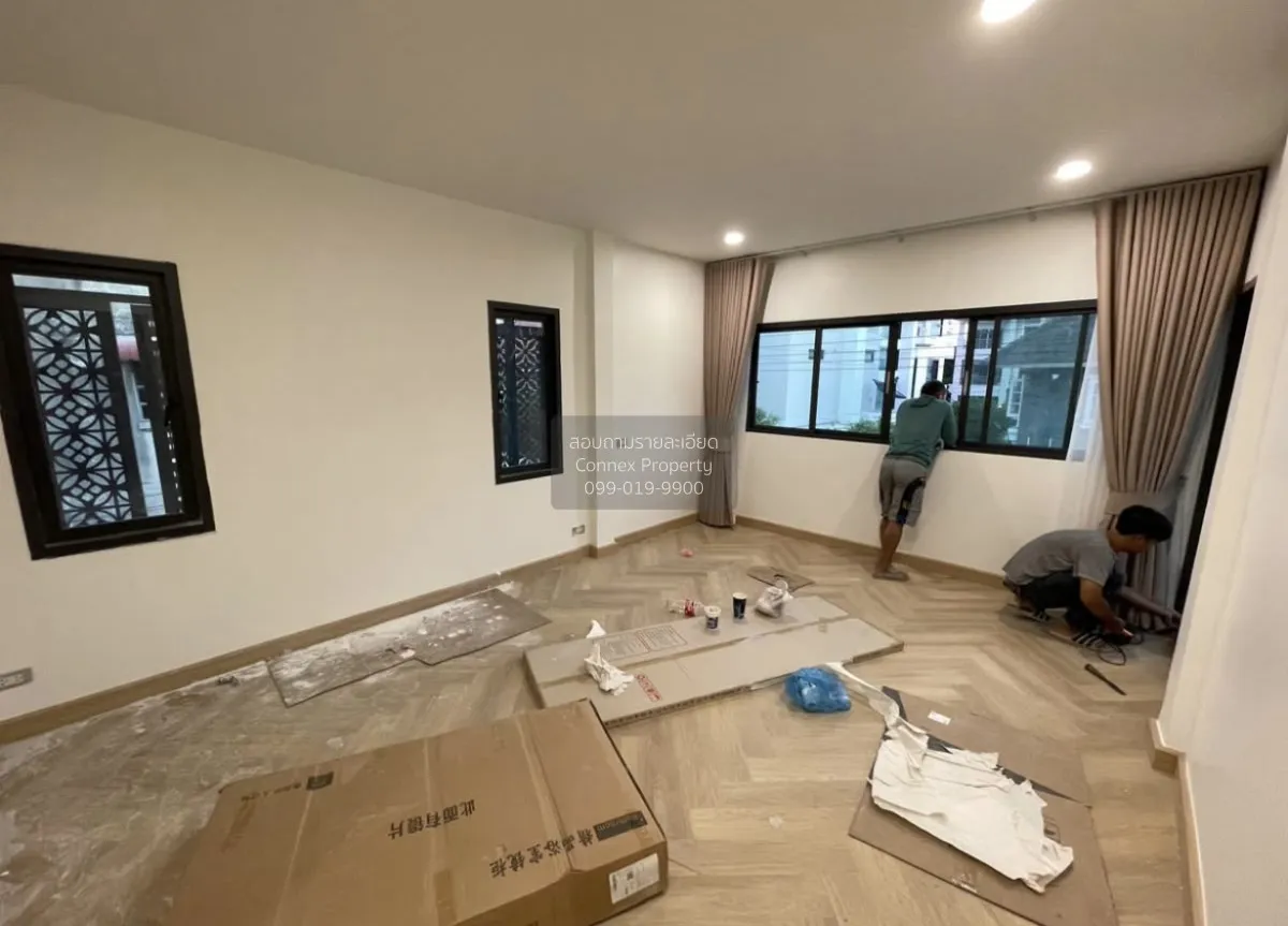 For Sale Corner unit detached house for sale,Soi  Nawamin 127 , c