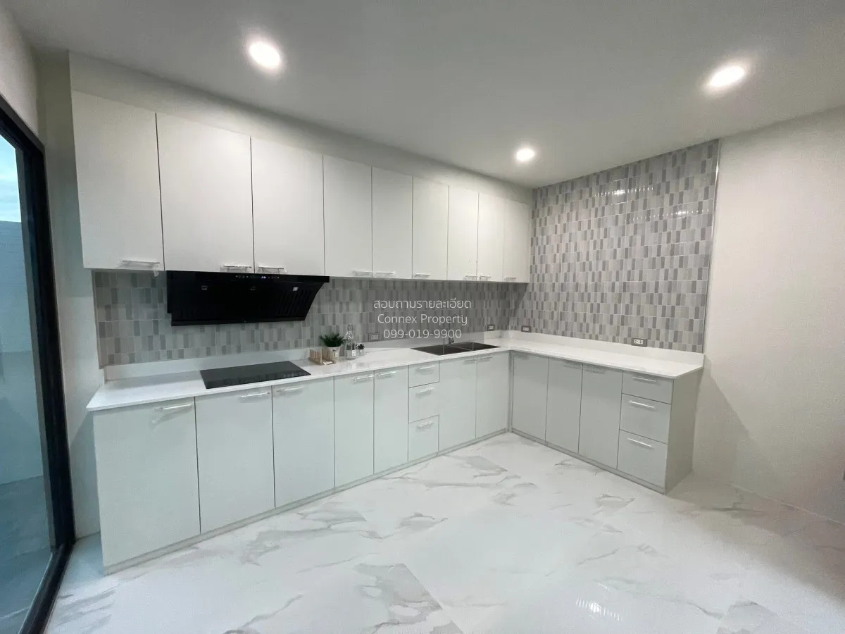 For Sale Corner unit detached house for sale,Soi  Nawamin 127 , c