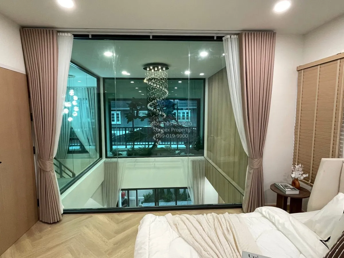 For Sale Corner unit detached house for sale,Soi  Nawamin 127 , c