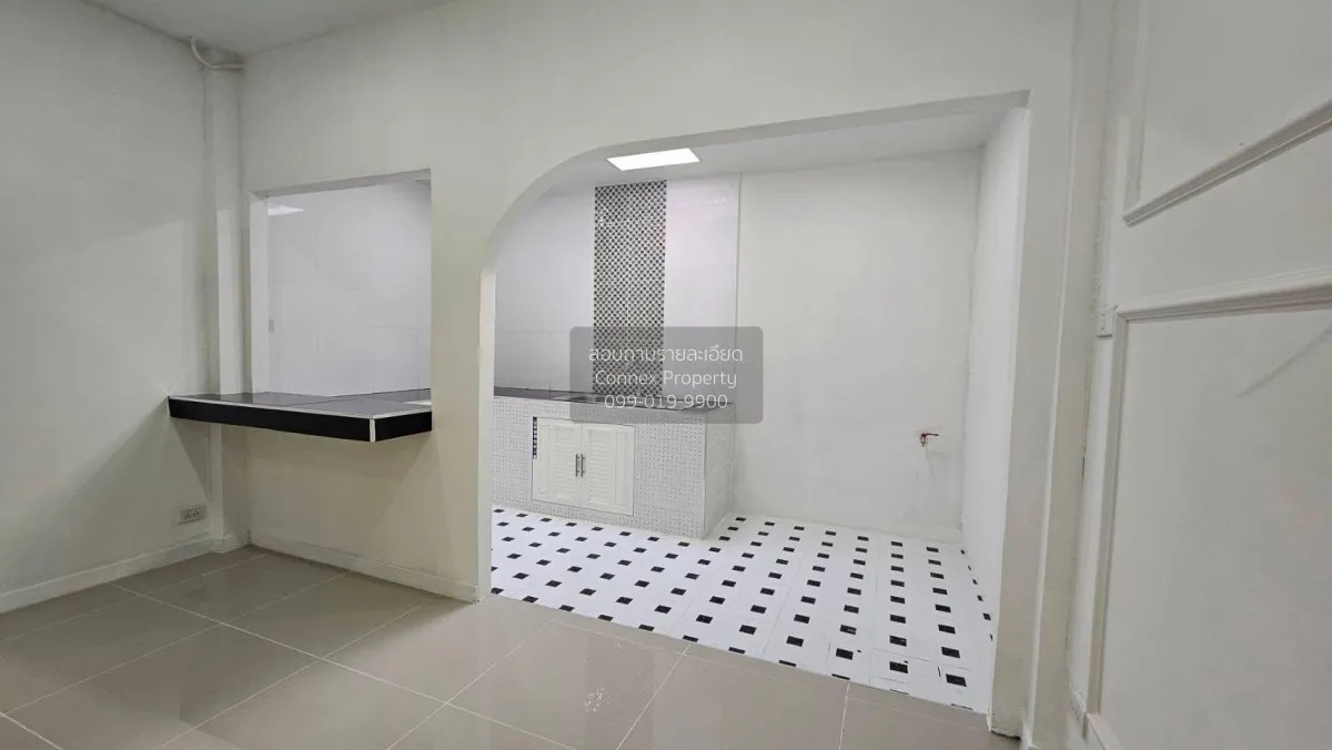 For Sale Bua Thong Thani Park Village , newly renovated , Bang Bu