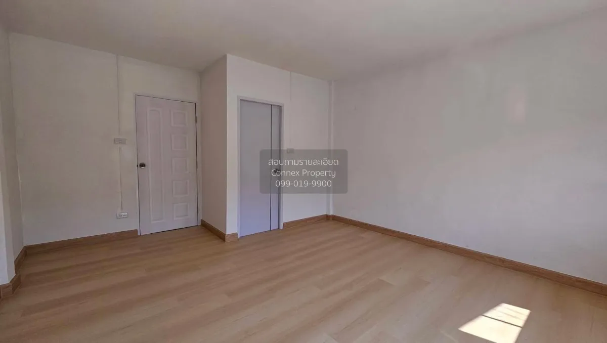 For Sale Bua Thong Thani Park Village , newly renovated , Bang Bu
