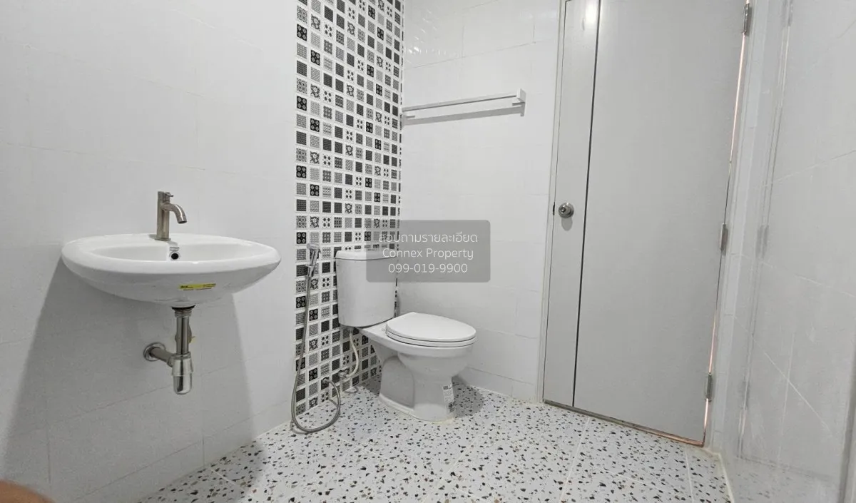 For Sale Bua Thong Thani Park Village , newly renovated , Bang Bu