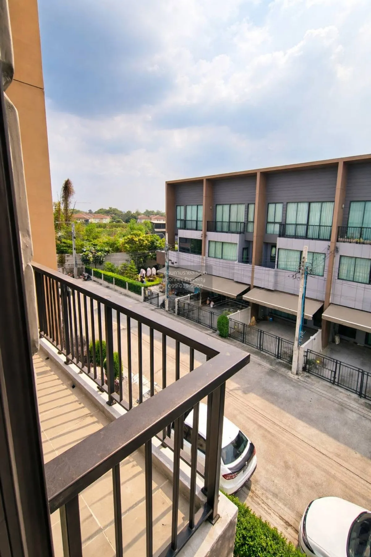 For Sale Townhouse/Townhome  , Baan Klang Muang Watcharapol , O N