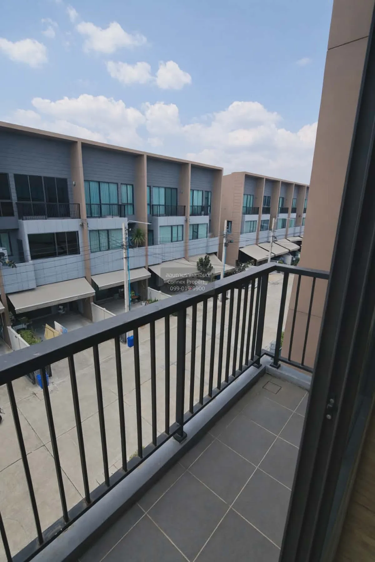 For Sale Townhouse/Townhome  , Baan Klang Muang Watcharapol , O N