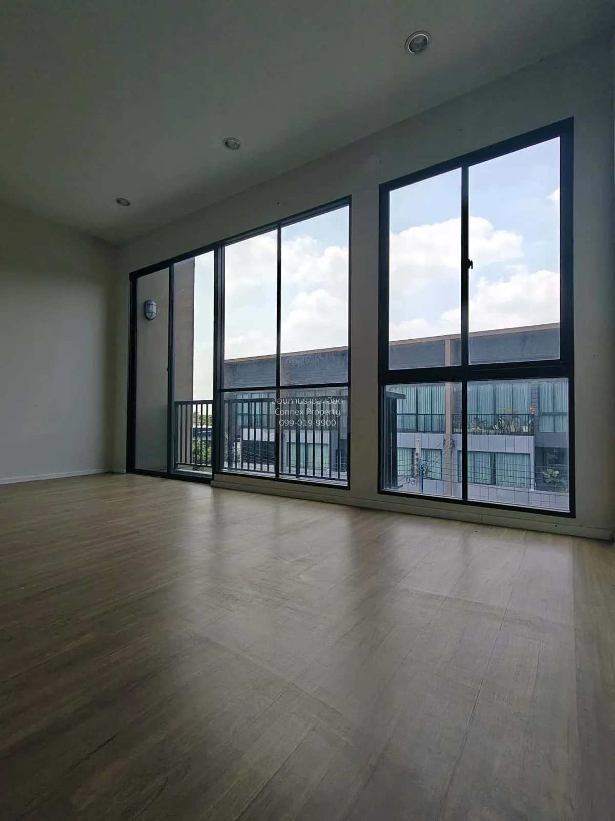 For Sale Townhouse/Townhome  , Baan Klang Muang Watcharapol , O N