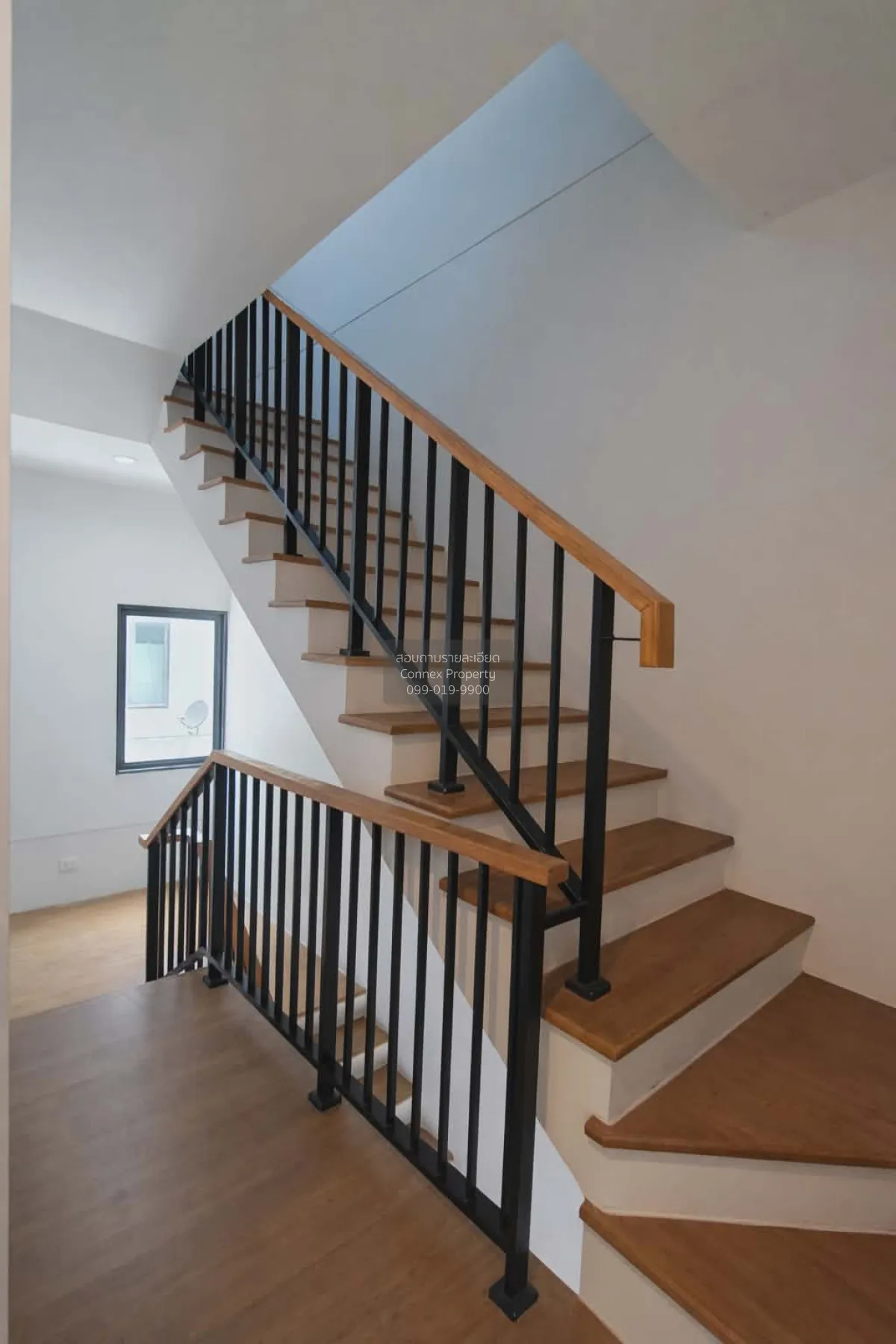 For Sale Townhouse/Townhome  , Baan Klang Muang Watcharapol , O N