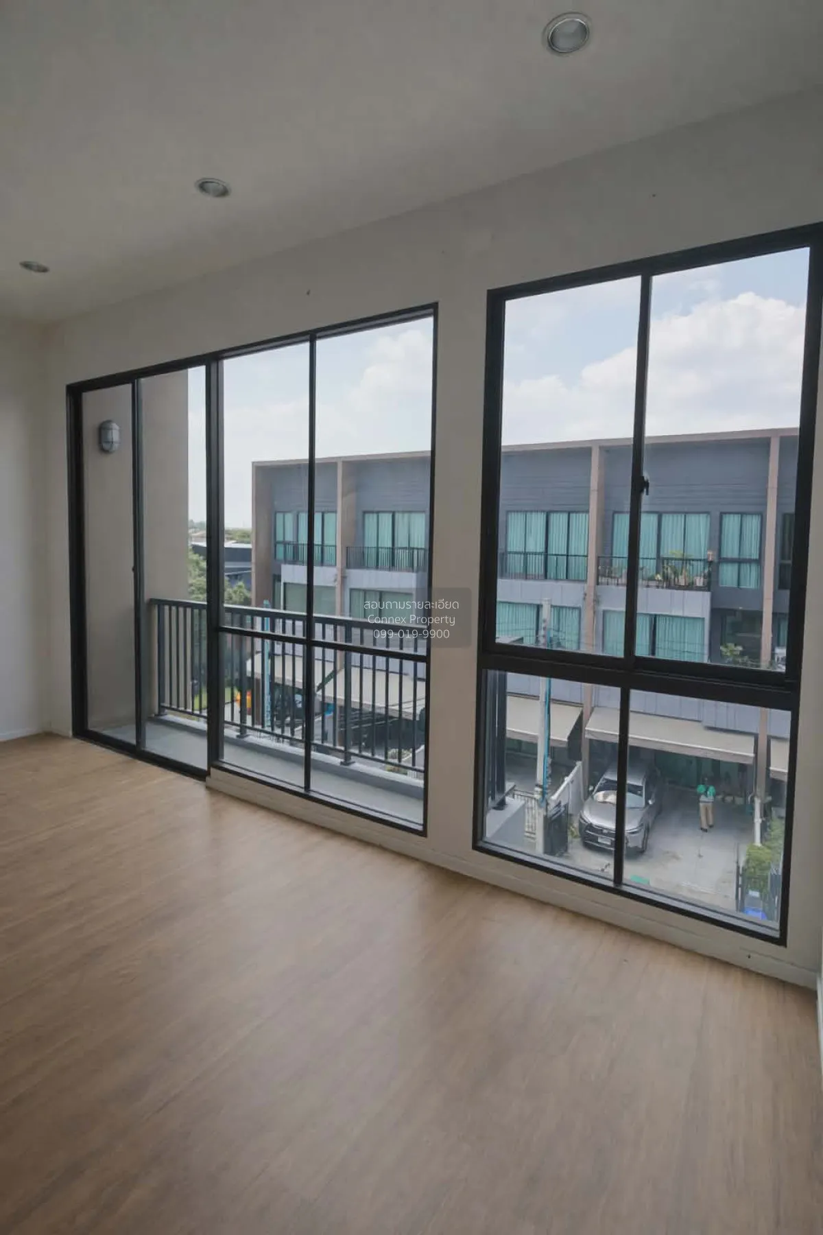 For Sale Townhouse/Townhome  , Baan Klang Muang Watcharapol , O N