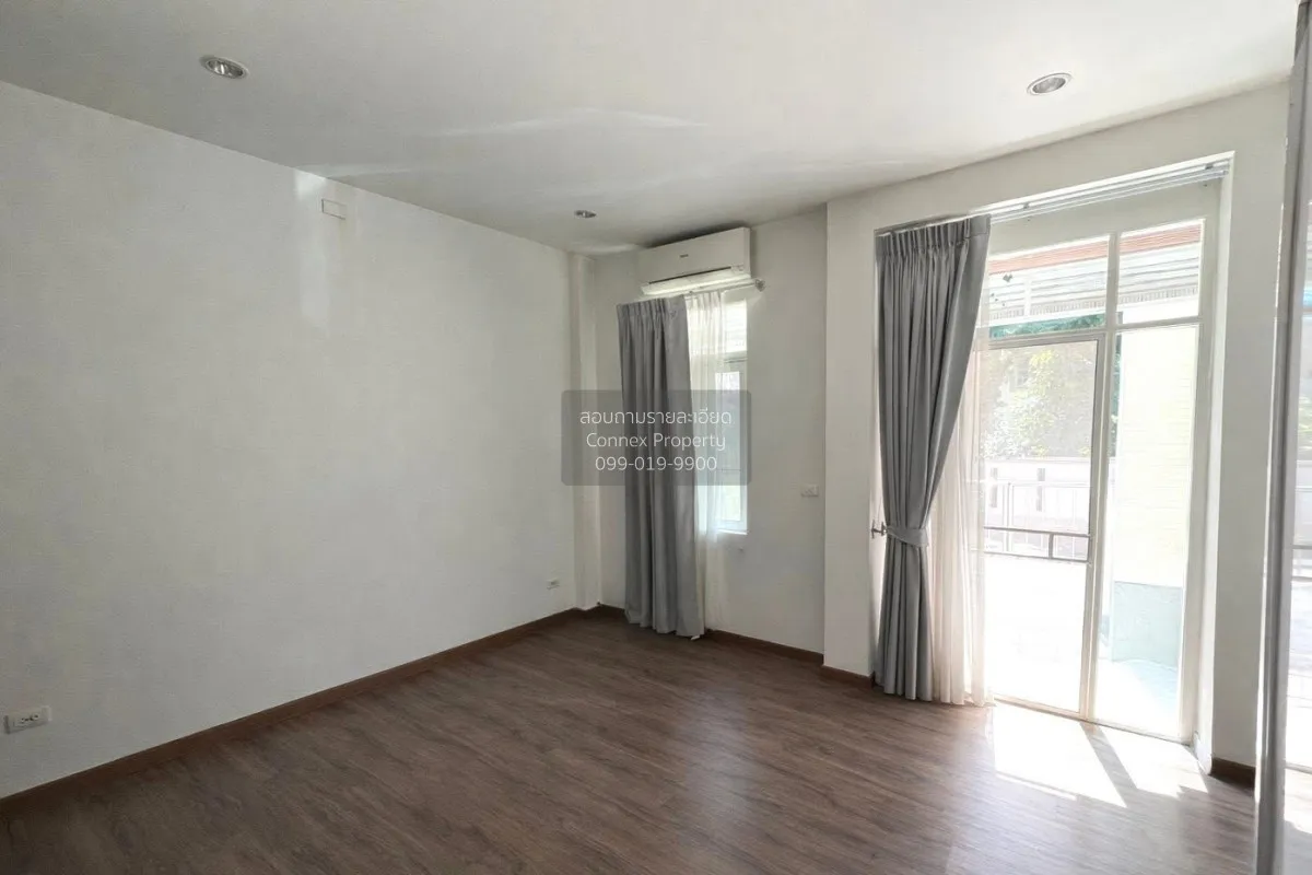 ขายทาวน์เฮ้าส์/ทาวน์โฮม  อารียา คาซ่า อ่อนนุช ชั้นสูง หน้ากว้าง ร