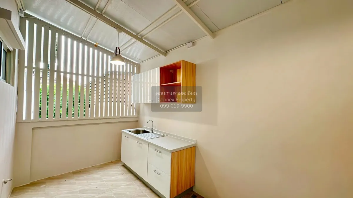 For Sale Townhouse/Townhome  , The Metro Rama 9-Krungthep Kreetha