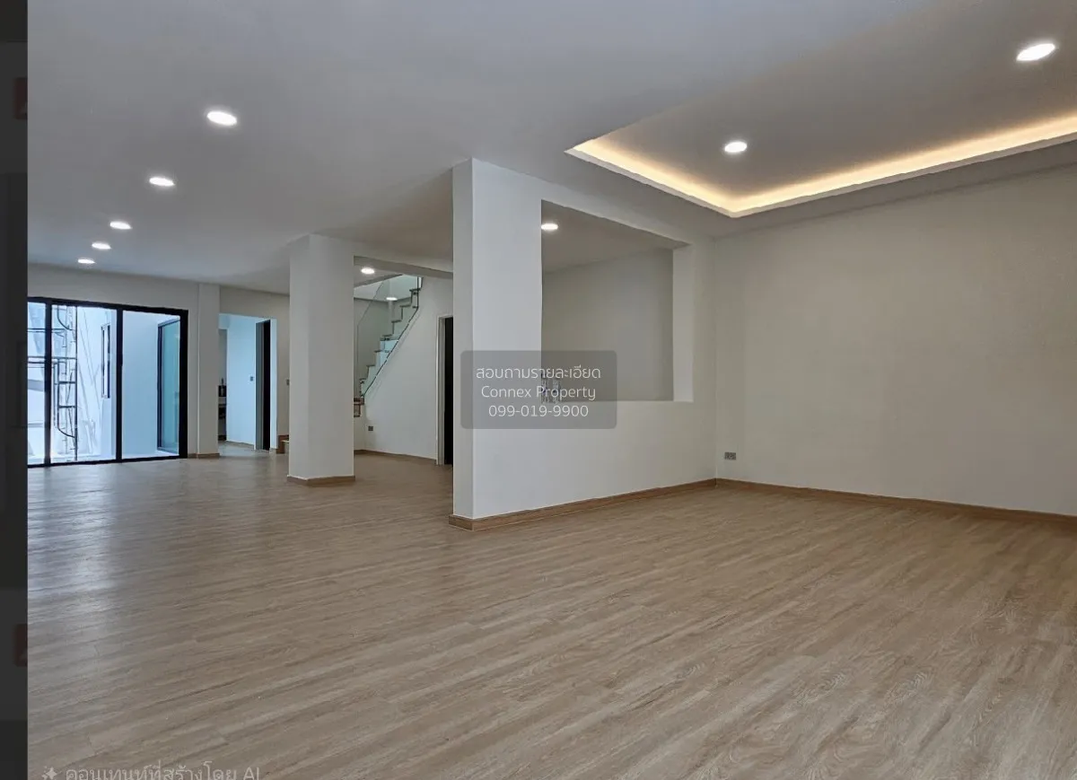 For Sale Townhouse/Townhome  , Lorelei Phahon 23 , wide frontage 