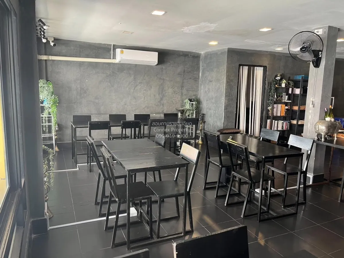 ขายตึก 2 คูหา 4 ชั้น ทำเลธุรกิจ ย่านม.เกษตร มีดาดฟ้า จตุจักร ลาดย