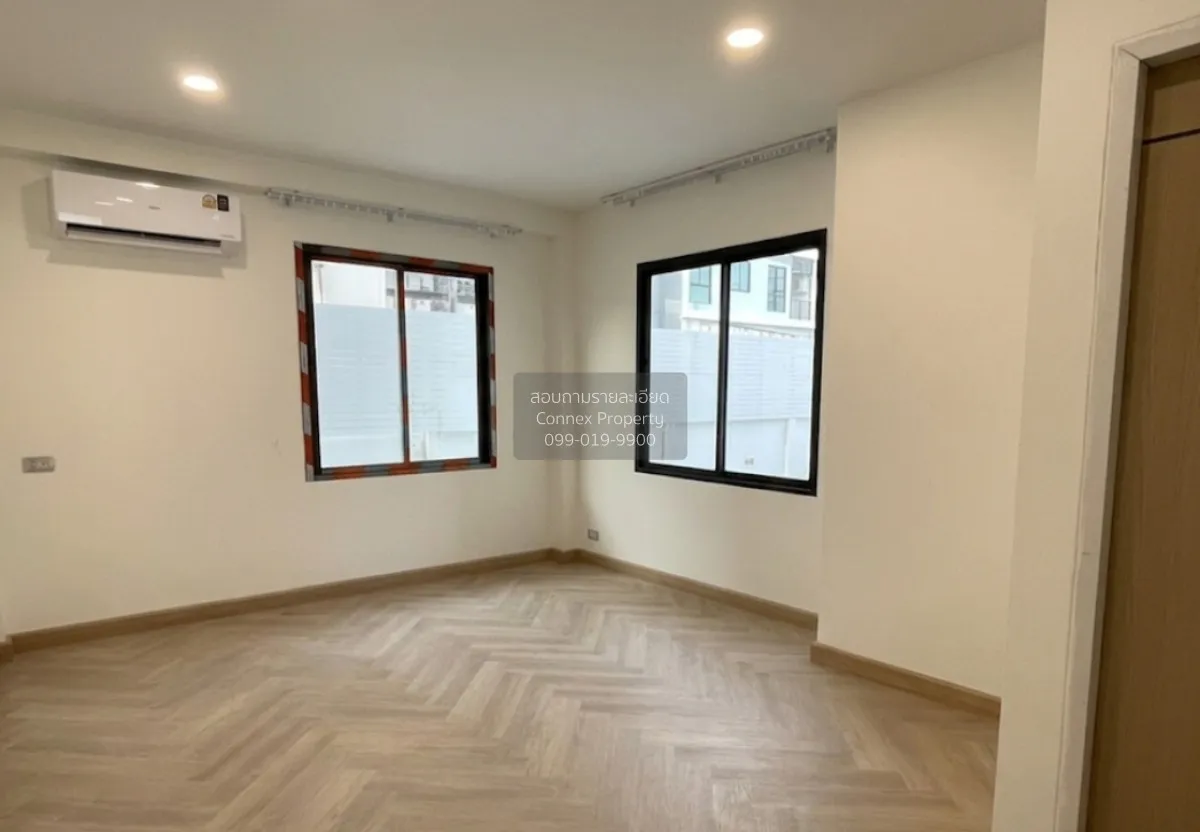 For Sale Fully renovated house throughout , Nuan Chan , Bung Kum 