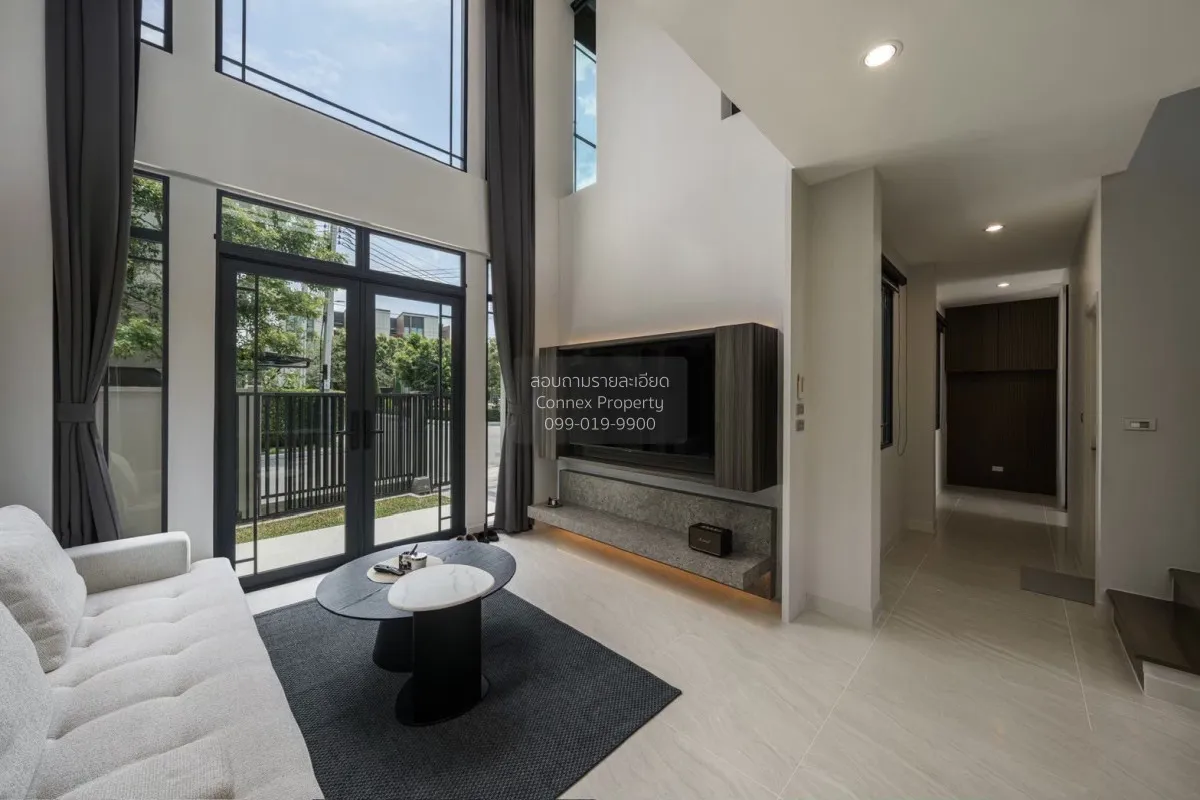 For Rent Townhouse/Townhome  , Baan Klangmuang Sukhumvit 77 , cor