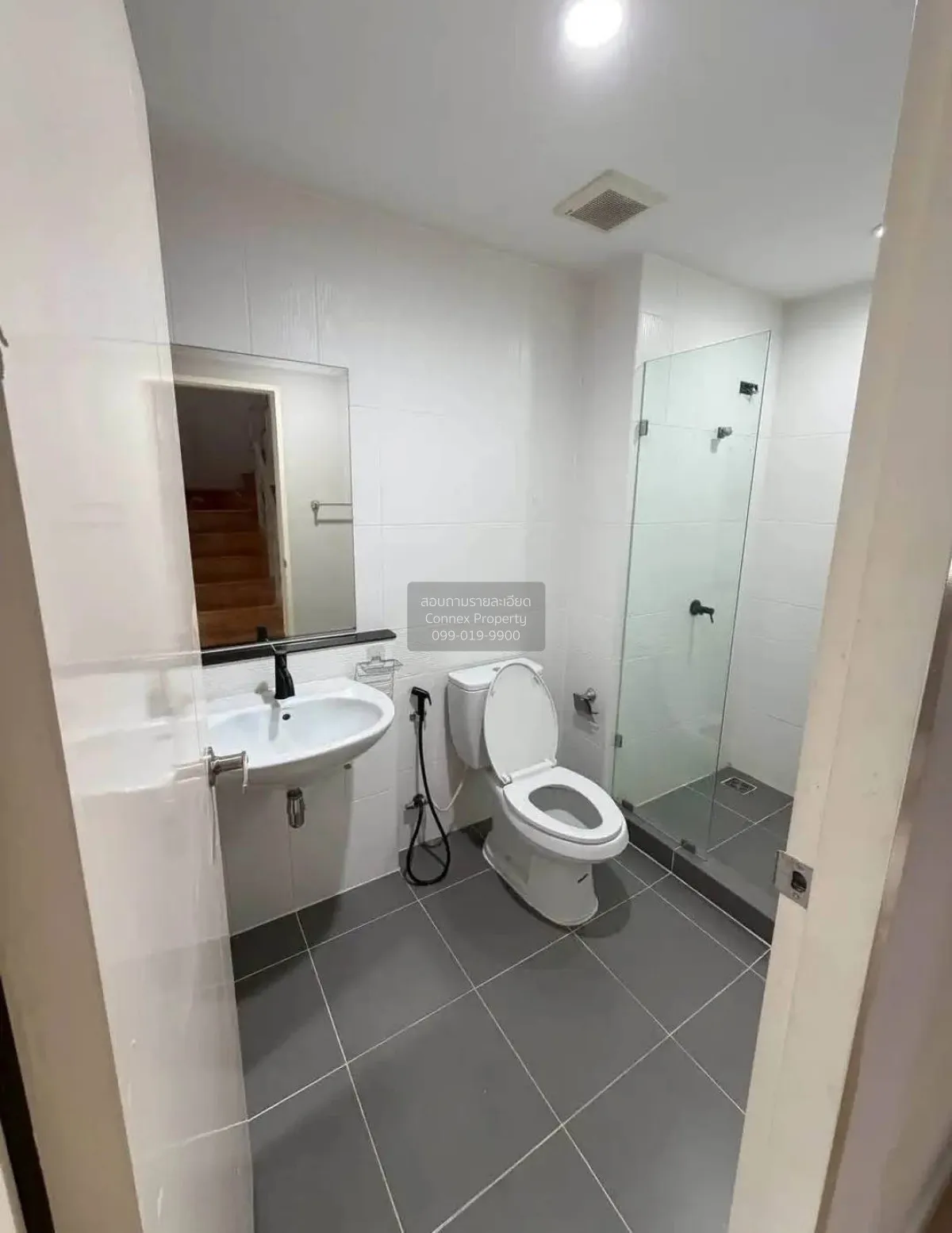 For Sale Townhouse/Townhome  , Baan Klang Muang Rama 9 - On Nut ,