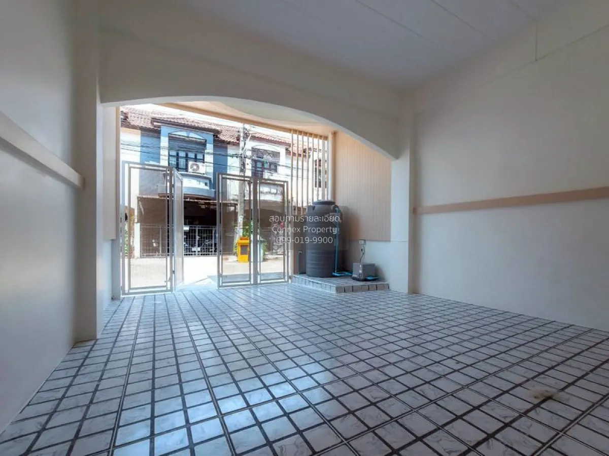 For Sale Townhouse/Townhome  , Nunticha 1 , newly renovated , Ban 2