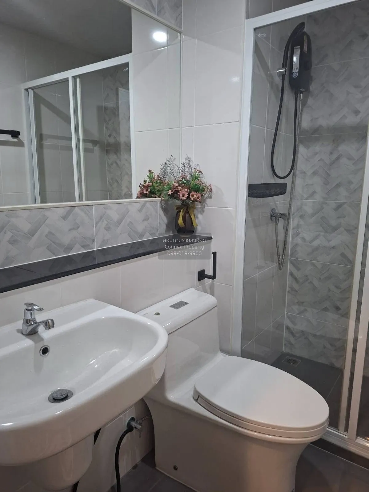 เช่าคอนโด  รีเจ้นท์ โฮม บางนา (โครงการใหม่) บางนา เขต บางนา กรุงเ